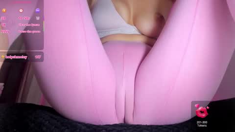 adelinaconte1 online show from March 3, 2:02 pm