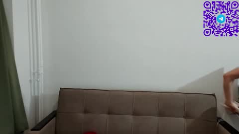 Anna online show from February 15, 5:00 pm