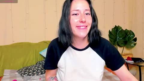 Adel online show from September 28, 3:04 am