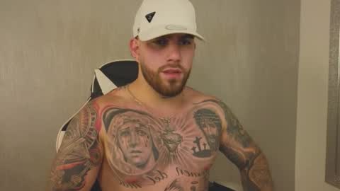 Ades online show from November 1, 12:37 pm