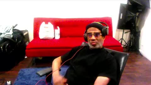 adick_ting online show from March 10, 6:49 am