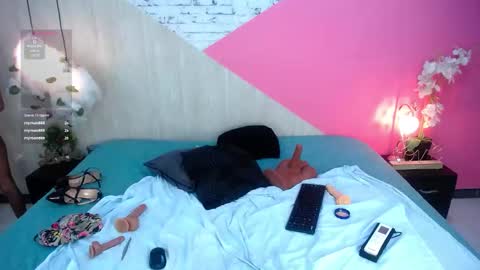 adisson_petite1 online show from January 7, 11:54 pm