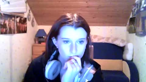 Snapshot of adorable_sparkle chatting on March 3, 4:26 pm adorable_sparkle online show from March 3, 4:26 pm