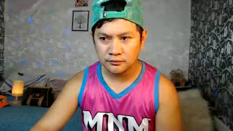 adorableasianboy online show from May 27, 9:50 am