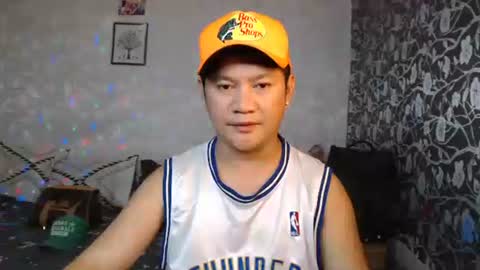 adorableasianboy online show from May 10, 7:37 am