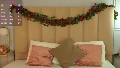 adoracortes online show from March 13, 5:11 am