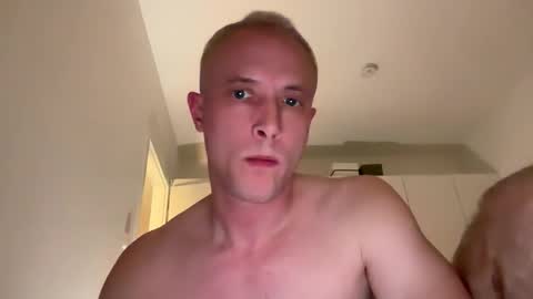 adreamcumstrue online show from October 18, 1:43 am