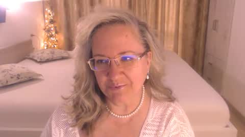 Cryna online show from May 9, 11:38 am