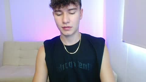 adrian morelli online show from April 10, 8:13 pm