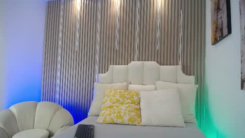 adrianstark_ online show from June 22, 12:34 pm