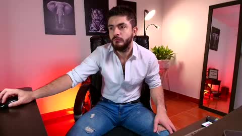 Adrian Williams online show from February 27, 11:48 pm