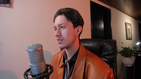 Adrian Williams online show from November 20, 9:34 pm