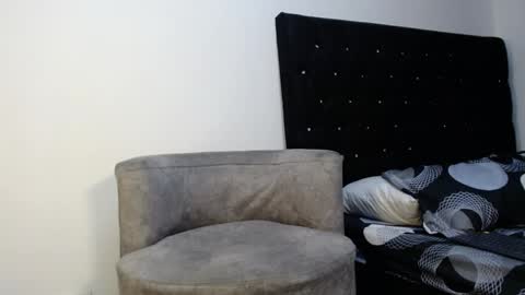 adriel_escalante online show from November 29, 5:26 am