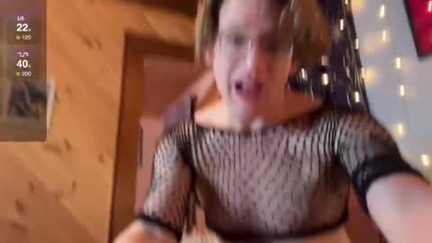Missy online show from December 17, 1:50 am