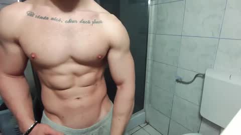 Snapshot of advp69 chatting on February 15, 8:22 am Mrrfitt online show from February 15, 8:22 am