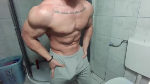 Snapshot of advp69 chatting on January 29, 5:02 pm Mrrfitt online show from January 29, 5:02 pm