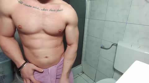 Snapshot of advp69 chatting on February 17, 3:00 pm Mrrfitt online show from February 17, 3:00 pm