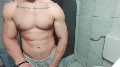 Snapshot of advp69 chatting on January 27, 3:07 pm Mrrfitt online show from January 27, 3:07 pm