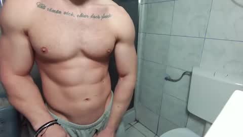 Snapshot of advp69 chatting on February 22, 4:51 pm Mrrfitt online show from February 22, 4:51 pm