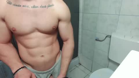 Snapshot of advp69 chatting on January 30, 12:59 pm Mrrfitt online show from January 30, 12:59 pm