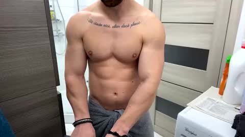 Snapshot of advp69 chatting on October 23, 12:17 pm Mrrfitt online show from October 23, 12:17 pm