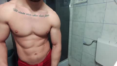 Snapshot of advp69 chatting on January 13, 8:37 am Mrrfitt online show from January 13, 8:37 am