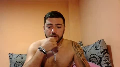 Snapshot of aerthurethan chatting on October 21, 5:56 am aerthurethan online show from October 21, 5:56 am