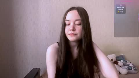 Arielle online show from May 26, 3:45 am