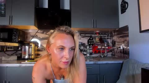 OneAfa online show from December 14, 7:42 pm