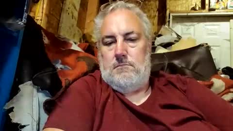 AFGuy71 online show from October 20, 4:50 am