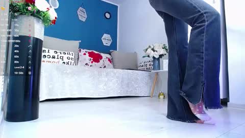 Amalia online show from March 26, 4:23 pm