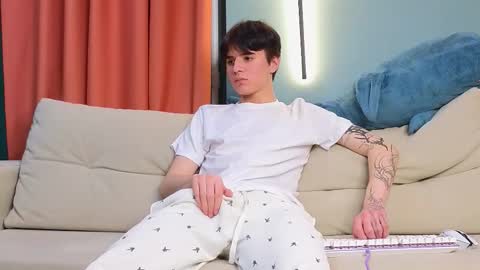 Mark online show from March 13, 4:10 pm