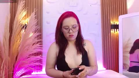 agata online show from October 18, 11:36 am