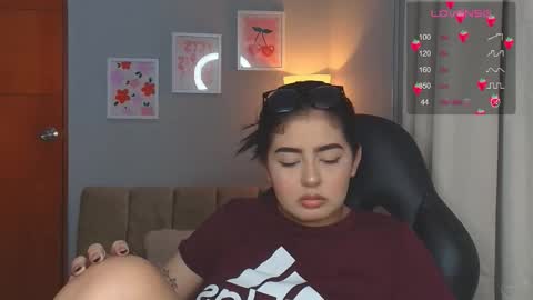 Cat online show from February 20, 6:02 am