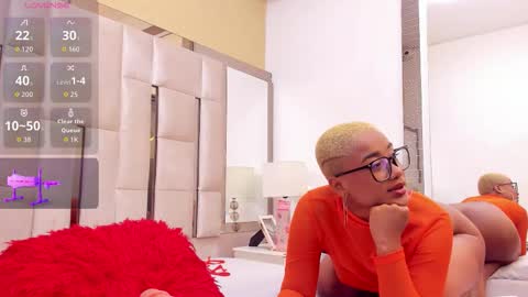 Snapshot of agathabladee chatting on October 9, 12:49 am Agathaa online show from October 9, 12:49 am