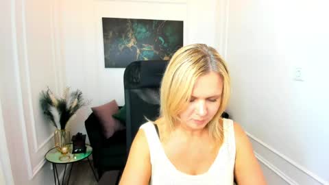 Agatha online show from June 7, 11:48 am