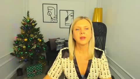 Agatha online show from December 18, 7:20 pm