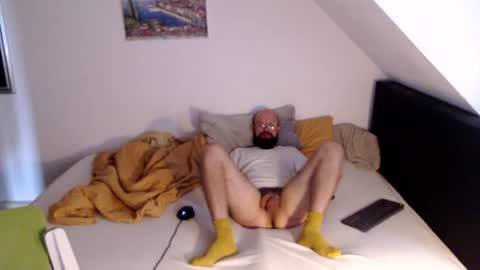 age_of_pleasure online show from July 23, 9:40 am
