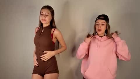 Monica and Bella online show from December 22, 5:36 am