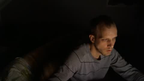 agin17 online show from February 9, 3:22 am