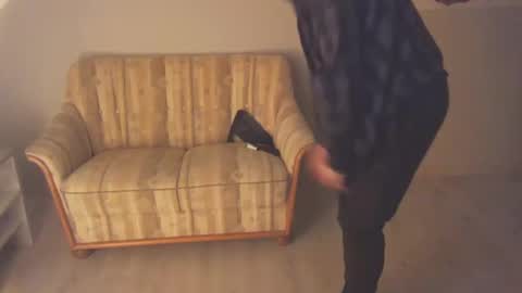 agin17 online show from December 9, 8:01 pm