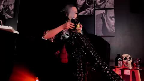 agnes_jones online show from November 11, 10:23 pm