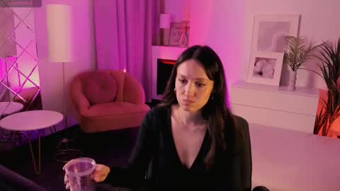 Agnes online show from September 26, 8:44 am