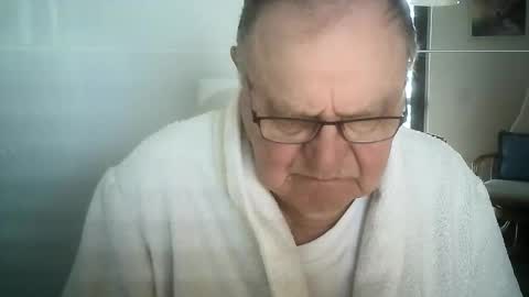 Ole online show from December 12, 10:02 am