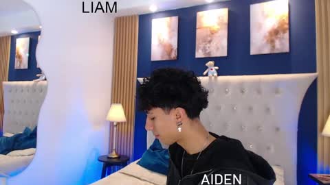 Aiden online show from May 23, 1:18 pm