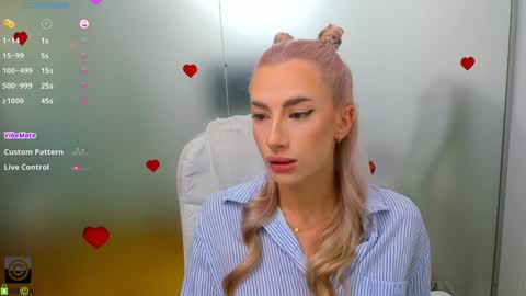 Allie  online show from September 18, 7:34 am