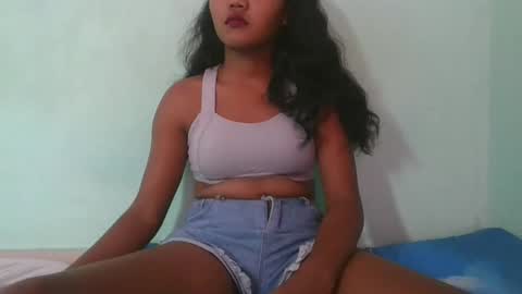 aimeamour online show from February 25, 1:21 pm