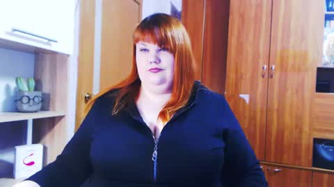 AimeeRosebud online show from January 25, 1:30 pm