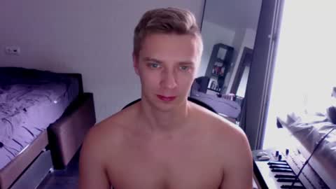 free your mind and your ass will follow online show from June 13, 10:58 am