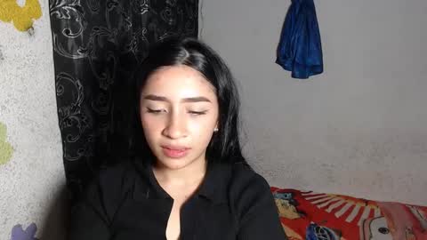 alexia online show from December 18, 6:25 pm